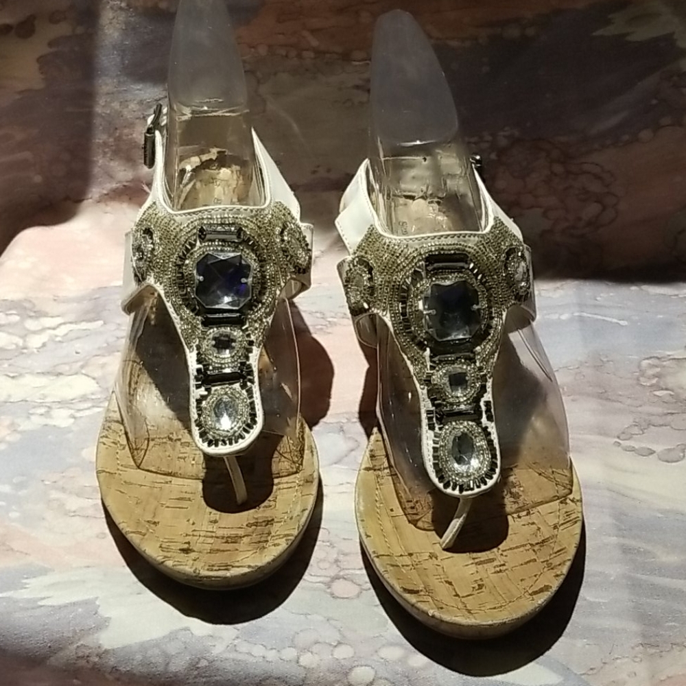 Vera Wang White Tan Jewel Wedge